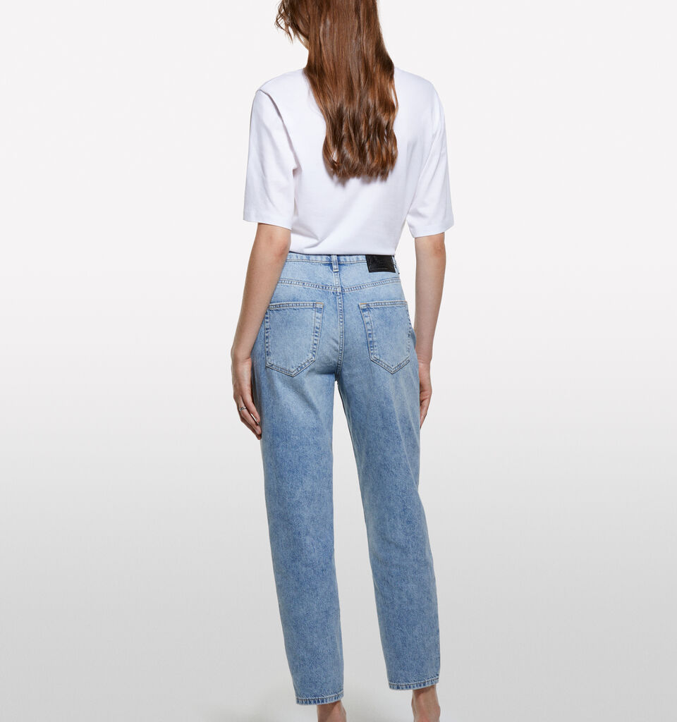 Light Style 68 mom fit jeans - women's mom fit & boyfriend jeans - Light Blue | Sisley image number 2